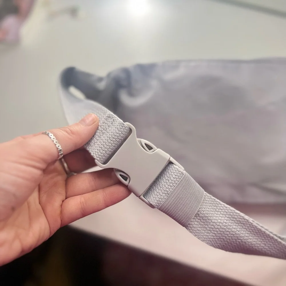 New Target Fannypack - Picture 4 of 4